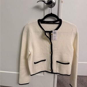 Abercrombie & Fitch Cream and Black Sweater